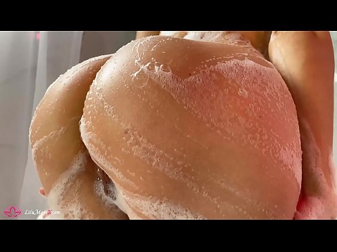 ❤️ Brunette dushda kuchli orgazm uchun vibrator bilan mushukni onanizm qiladi ❤️❌ Anal video bizda uz.newsexxxx.ru